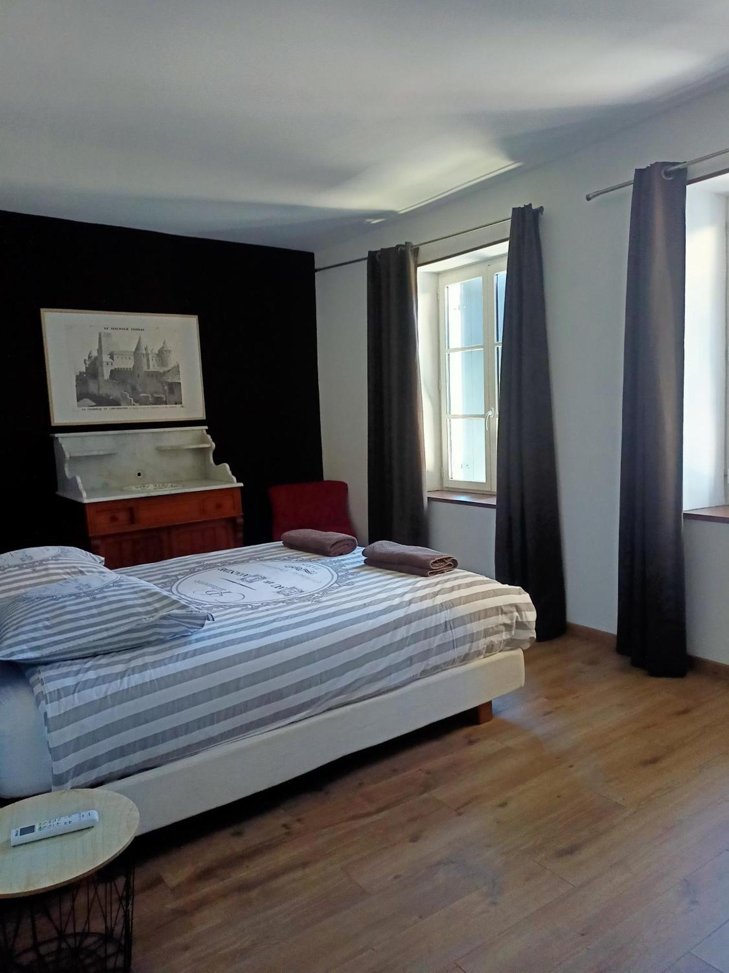 Un Gite Dans La Cite Carcassonne Ngoại thất bức ảnh
